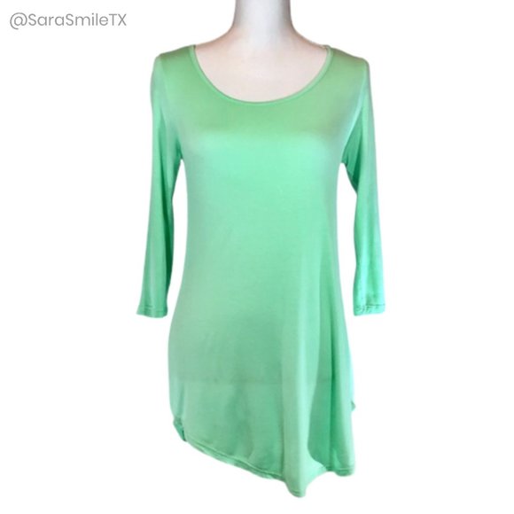 MODERN VINTAGE BOUTIQUE Boho Lace Skull Top small - Picture 2 of 9